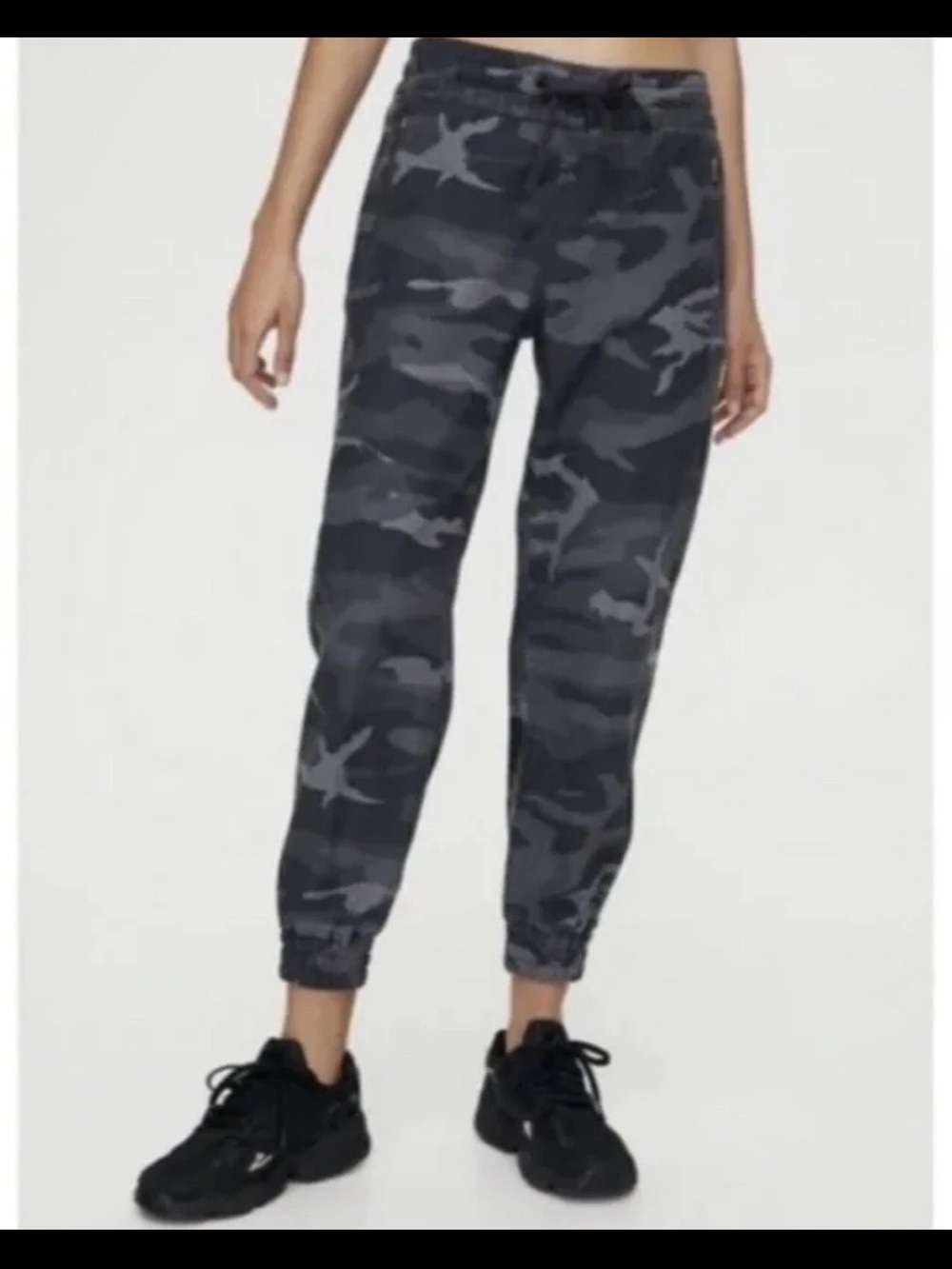 Aritzia 100% cotton Women's Grey Camo Jogger Pants